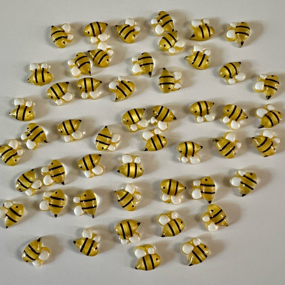 25 pcs Mini Honey Bee Hand Painted Resin Charms Glitter Cabochon Flatback